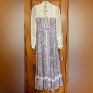 Vintage Jessica McClintock GUNNE SAX purple floral prairie dress size 9. EUC